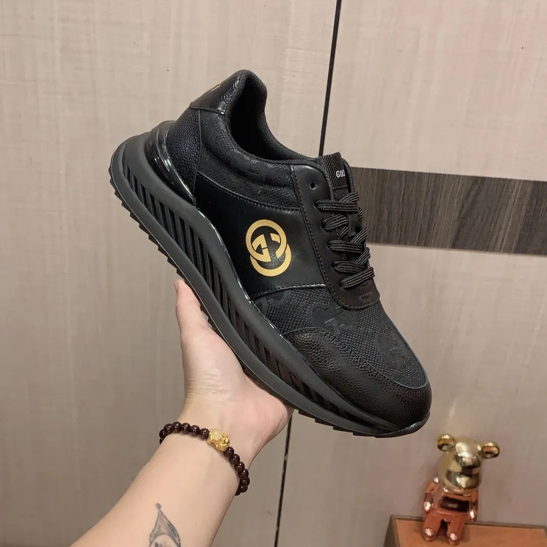 Men's men's shoes💰460💰💰🎩🎩[Lightning][Lightning] "Gucci*" The latest and most popular casual sports shoes, top brand [seduce] luxury~purchase, top~quality. [Strong] The upper is made of imported breathable cowhide with material ➕ breathable sheepskin feet (•) and fine workmanship. The original stylish and stylish soft rubber wear-resistant and non-slip outsole is light and comfortable on the feet. The real thing looks better when taken in real life. 413: code: 38-44, can be customized 45